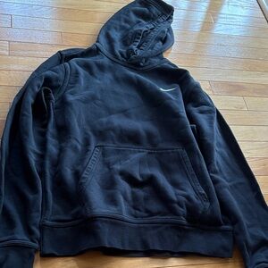 Nike Men's Black Pullover Hoodie
